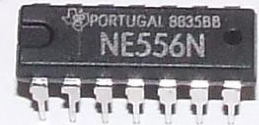 NE556N Timer Ολοκληρωμένο Κύκλωμα IC